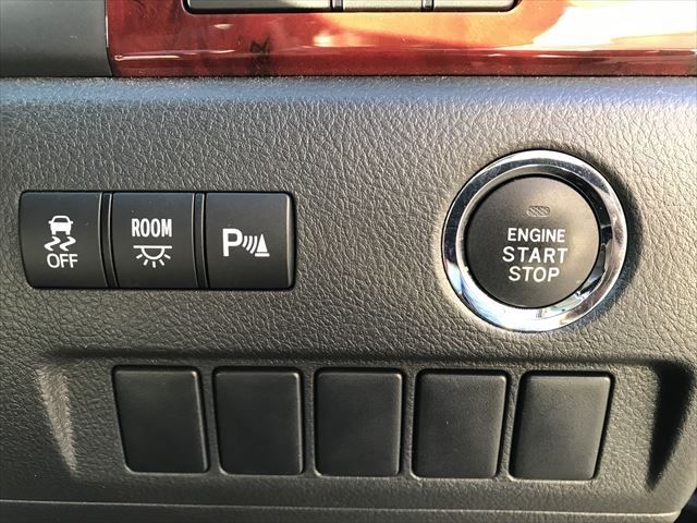 Toyota VELLFIRE 2010-11 193569-25
