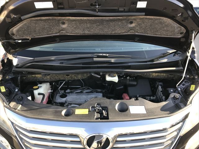 Toyota VELLFIRE 2010-11 193569-29