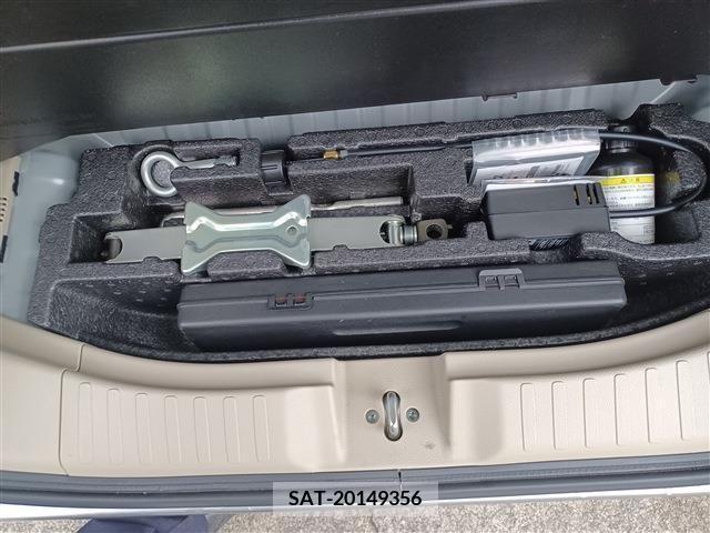 Honda N BOX 2019-04 226762-14