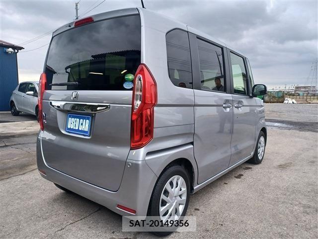 Honda N BOX 2019-04 226762-2