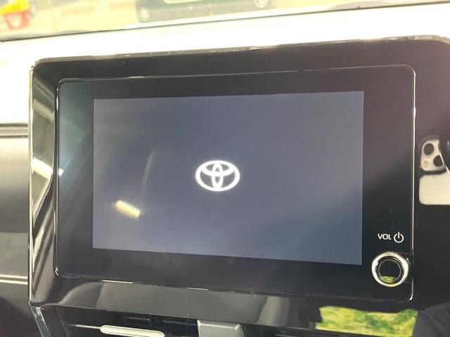 Toyota VOXY HYBRID 2022-09 25165-2