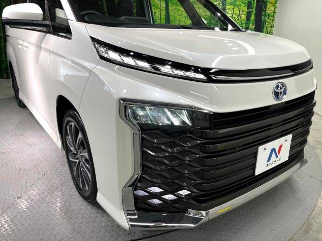 Toyota VOXY HYBRID 2022-09 25165-12