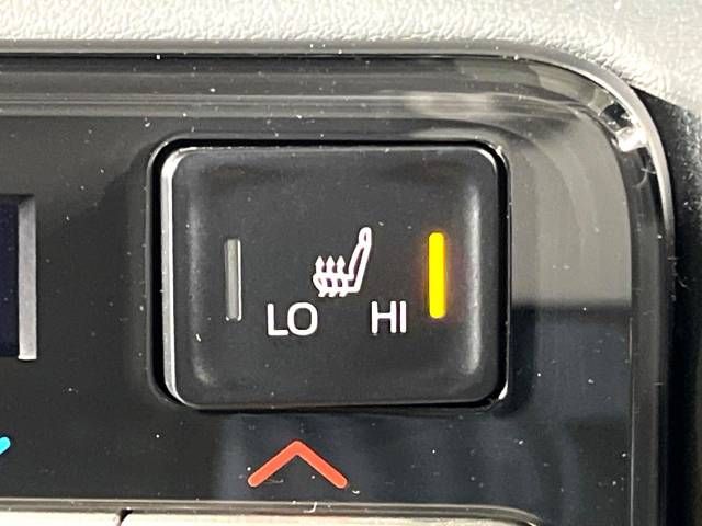 Toyota VOXY HYBRID 2022-09 25165-7