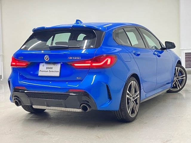 Bmw 1 SERIES 2023-03 23228-3