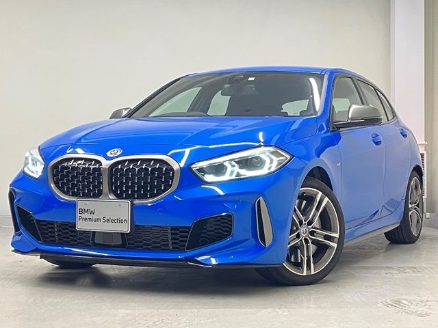 Bmw 1 SERIES 2023-03 23228-0