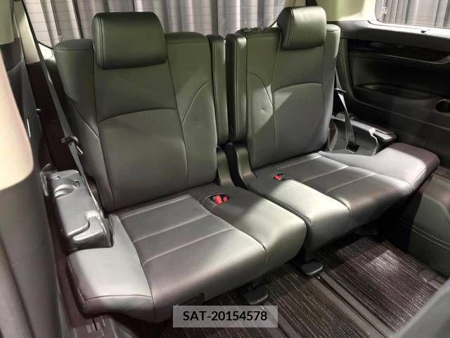 Toyota ALPHARD 2020-12 237532-9