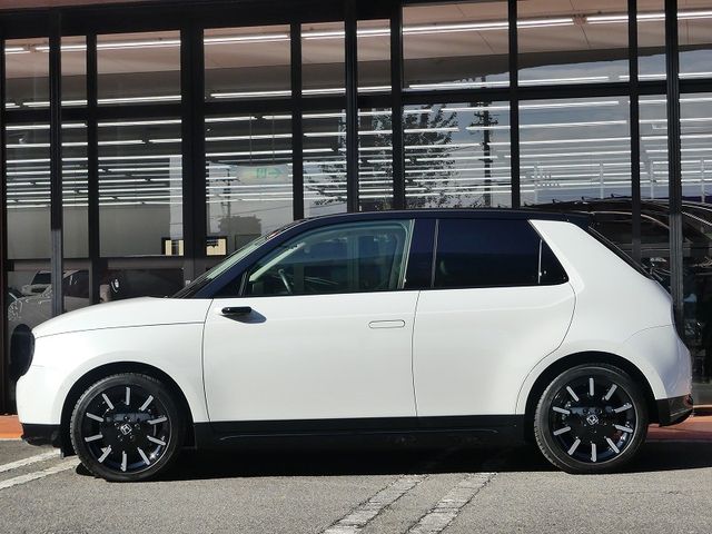 Honda e 2022-06 186659-6