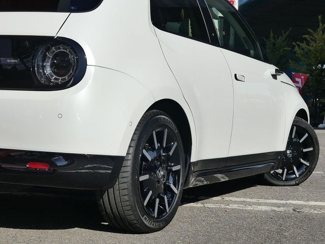 Honda e 2022-06 186659-8