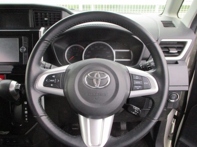 Toyota TANK 2017-09 4917-10
