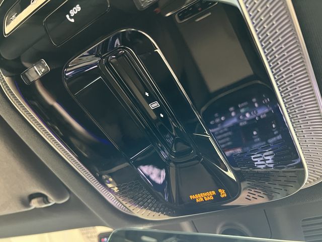 Mercedes Benz EQS 2022-09 28748-10