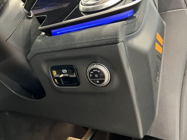Mercedes Benz EQS 2022-09 28748-6