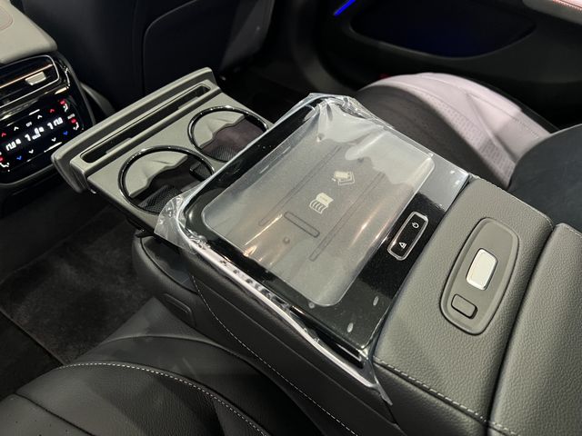 Mercedes Benz EQS 2022-09 28748-17