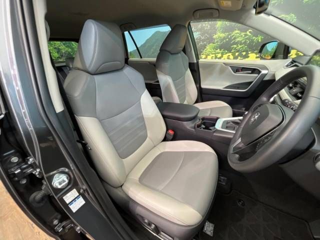 Toyota RAV4 2021-03 182579-8
