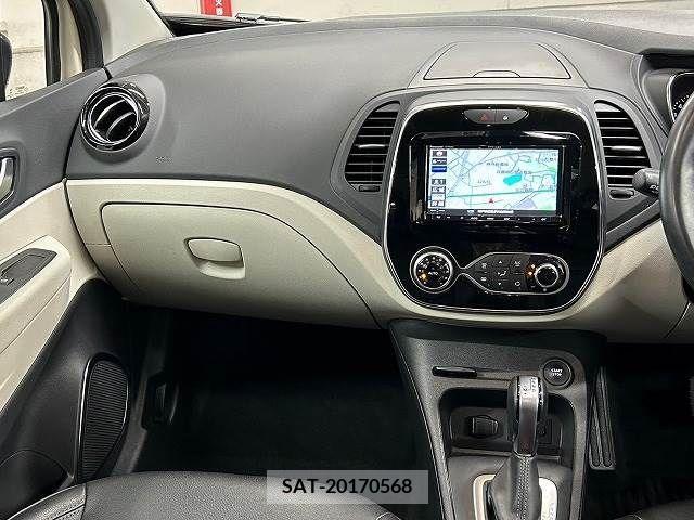Renault CAPTUR 2019-10 316951-11
