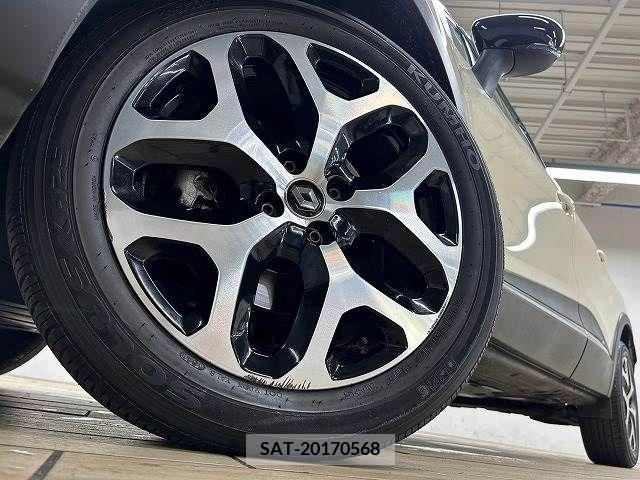 Renault CAPTUR 2019-10 316951-10