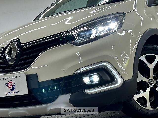 Renault CAPTUR 2019-10 316951-9