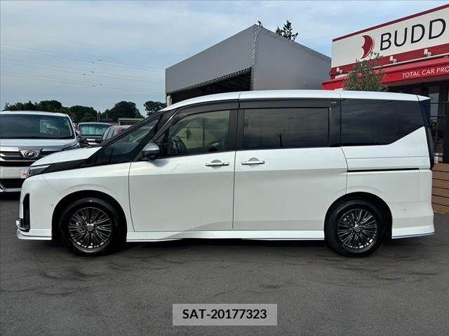 Nissan SERENA 2023-08 384910-10