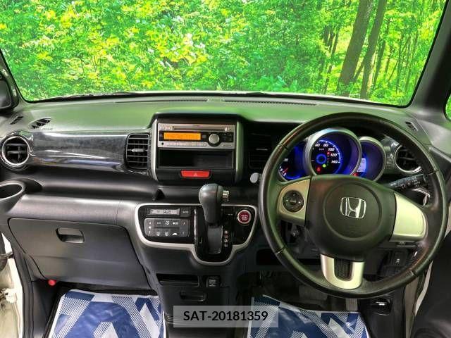 Honda N BOX 2013-05 306840-1