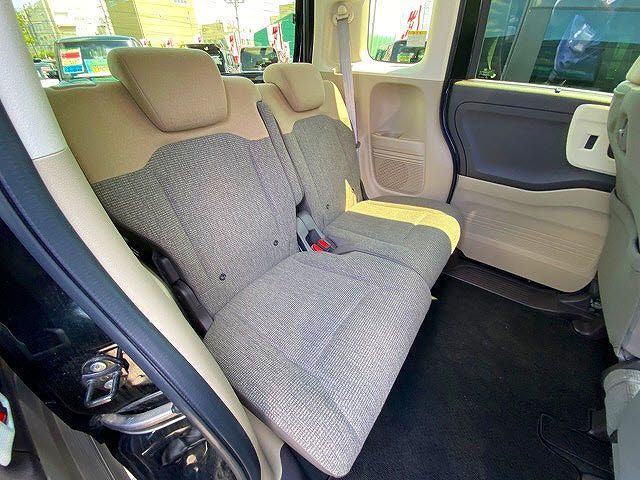 Honda N BOX 2019-11 10470-3