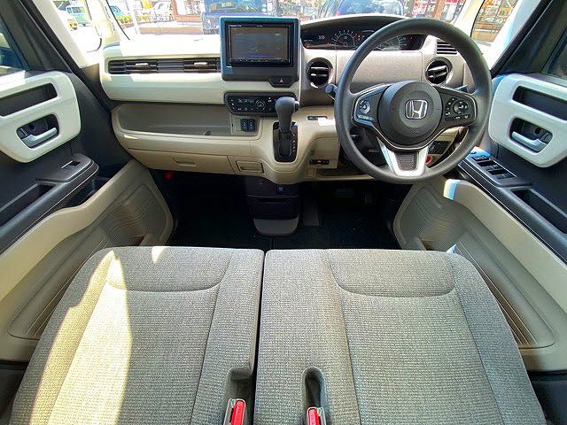Honda N BOX 2019-11 10470-1