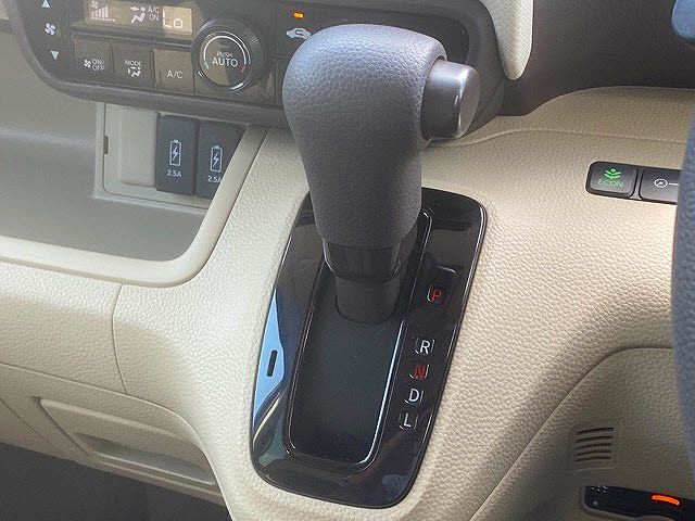 Honda N BOX 2019-11 10470-19