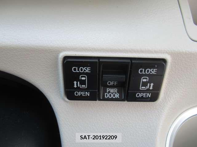 Toyota SIENTA 2018-08 225438-7