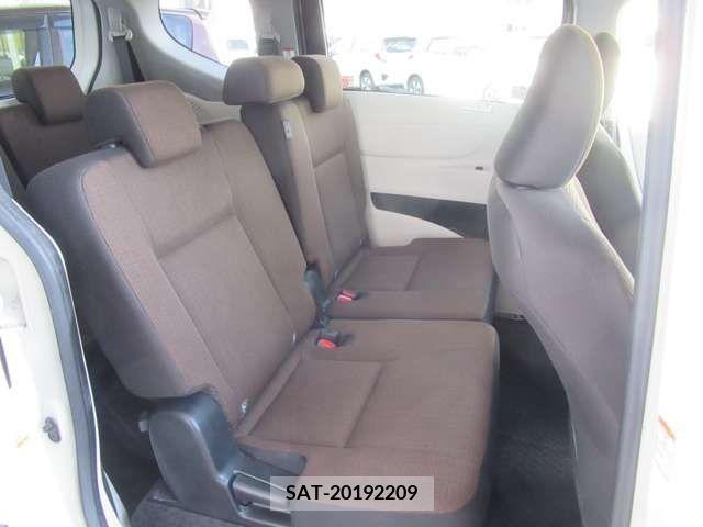 Toyota SIENTA 2018-08 225438-12