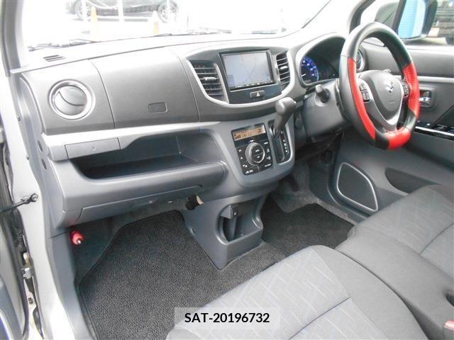 Suzuki WAGON R 2015-09 327587-26