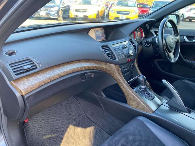 Honda ACCORD TOURER 2013-01 194319-4