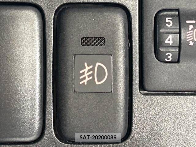 Daihatsu MOVE 2009-11 384437-5