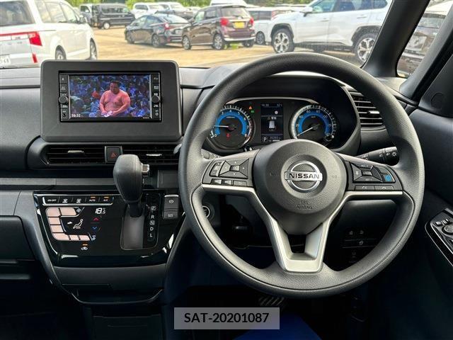 Nissan ROOX 2022-07 354743-17