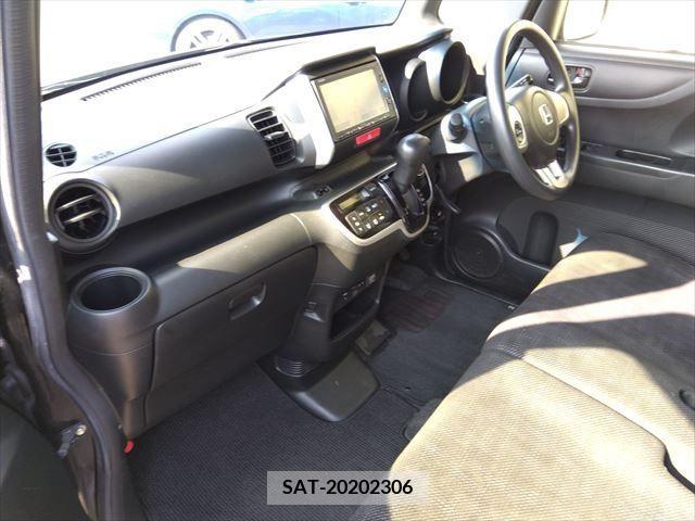Honda N BOX 2016-02 346436-11