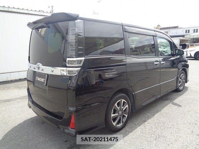 Toyota VOXY 2021-02 394970-2