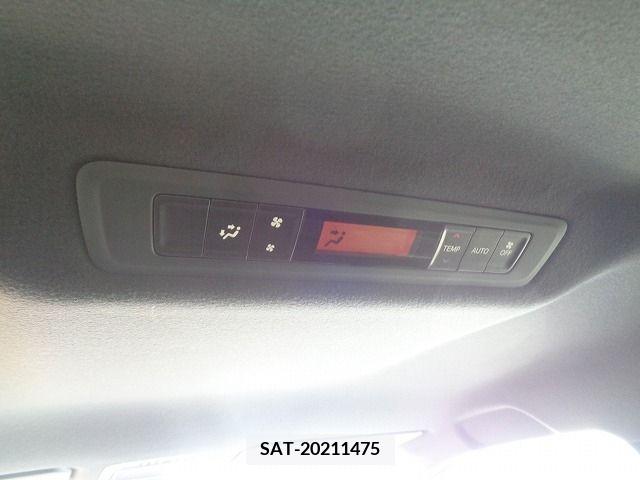 Toyota VOXY 2021-02 394970-24