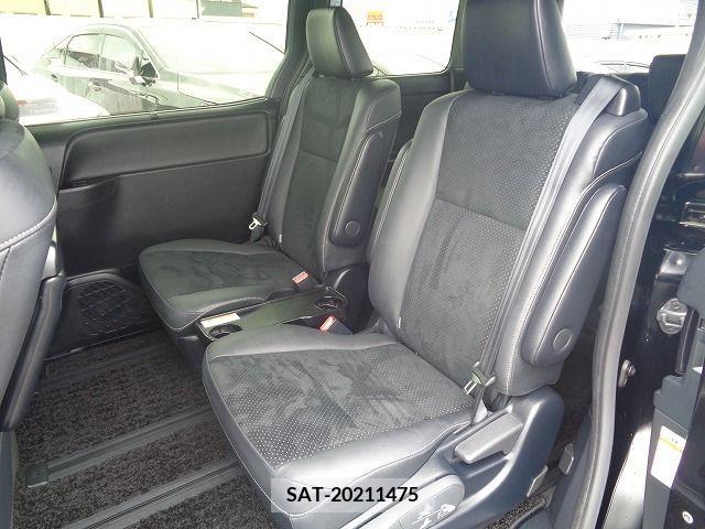 Toyota VOXY 2021-02 394970-5