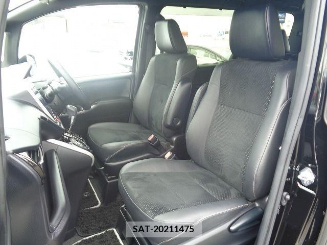 Toyota VOXY 2021-02 394970-4