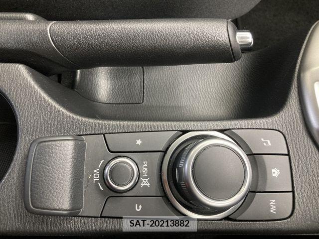 Mazda MAZDA2 2021-08 276391-12