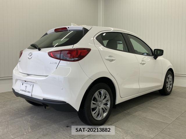 Mazda MAZDA2 2021-08 276391-2