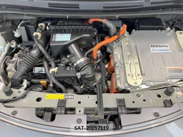 Nissan NOTE 2019-05 279908-18
