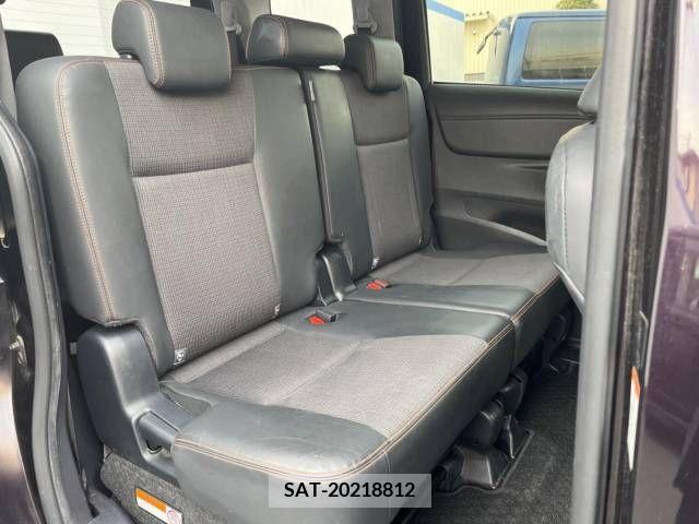 Toyota SIENTA 2018-07 251633-13