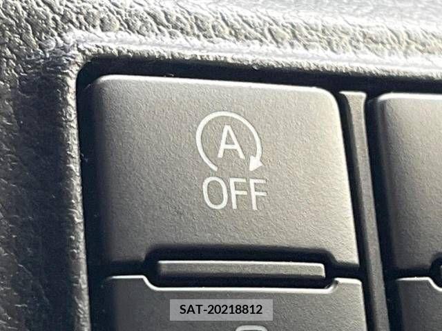 Toyota SIENTA 2018-07 251633-9