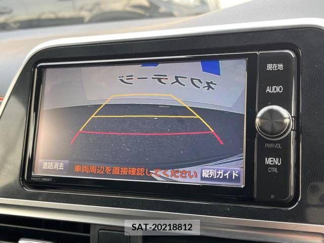 Toyota SIENTA 2018-07 251633-4