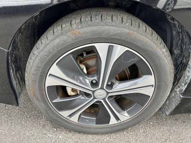 Nissan LEAF 2018-09 195989-24