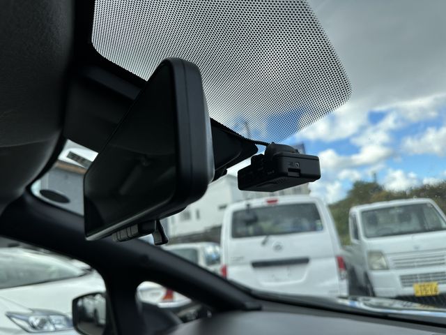Nissan LEAF 2018-09 195989-9