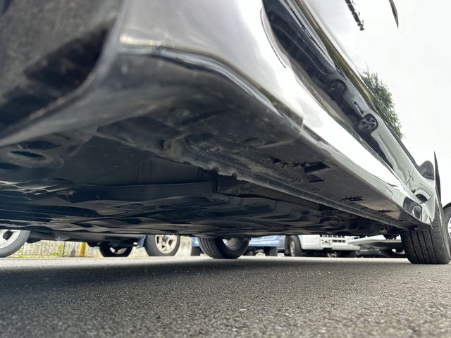 Nissan LEAF 2018-09 195989-28