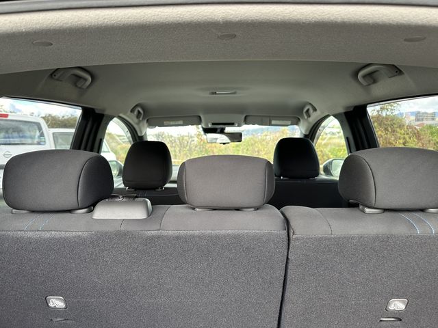 Nissan LEAF 2018-09 195989-16