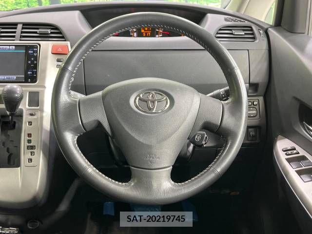 Toyota RACTIS 2010-03 393532-11