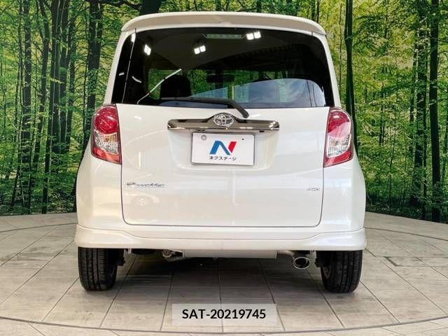 Toyota RACTIS 2010-03 393532-15