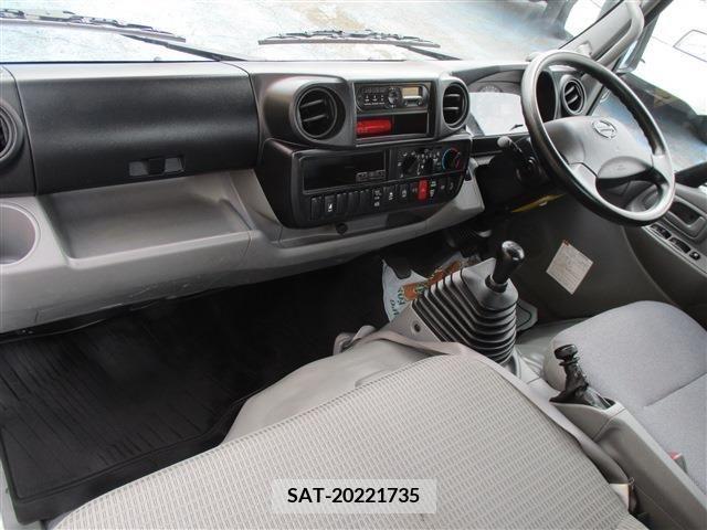 Hino DUTRO 2017-09 296733-22