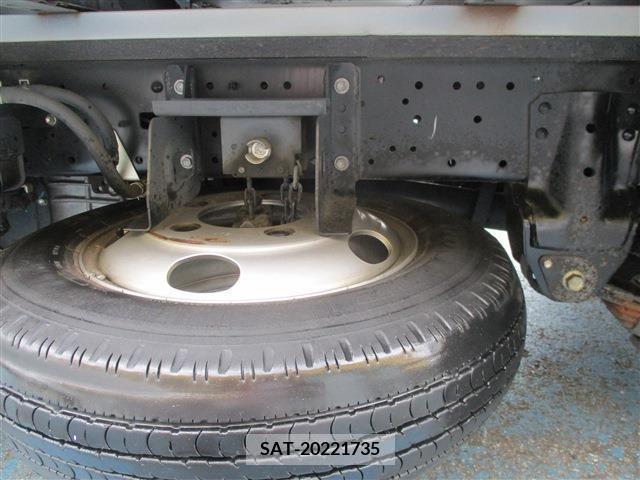 Hino DUTRO 2017-09 296733-29